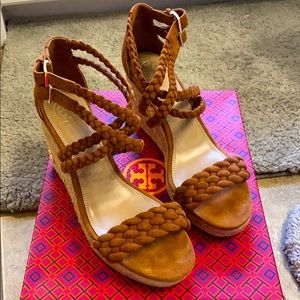 Tory Burch sz 8.5 Bailey ankle strap espadrille